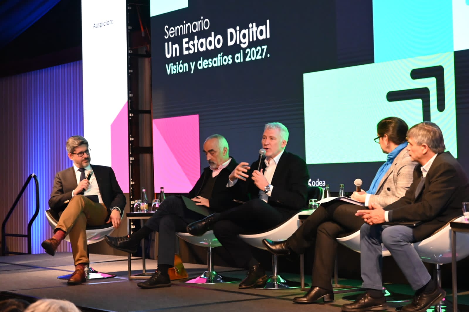 LEY DE TRANSFORMACIÓN DIGITAL EN CHILE Y SUS DESAFÍOS