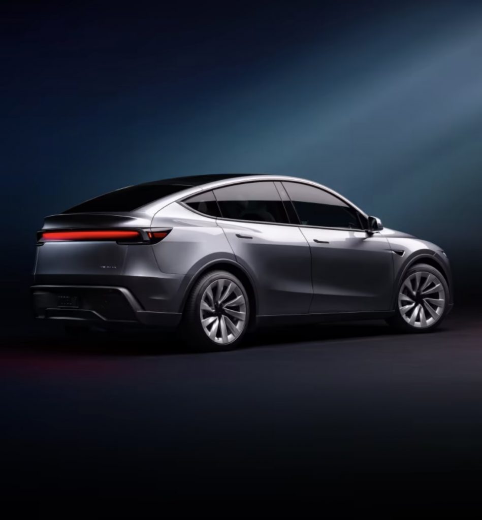 TESLA LANZA EN CHILE EL NEW MODEL Y, EL MODELO MÁS VENDIDO DEL MUNDO