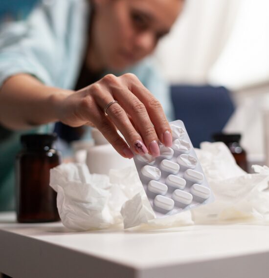 AUTOMEDICACIÓN EN ESTUDIANTES