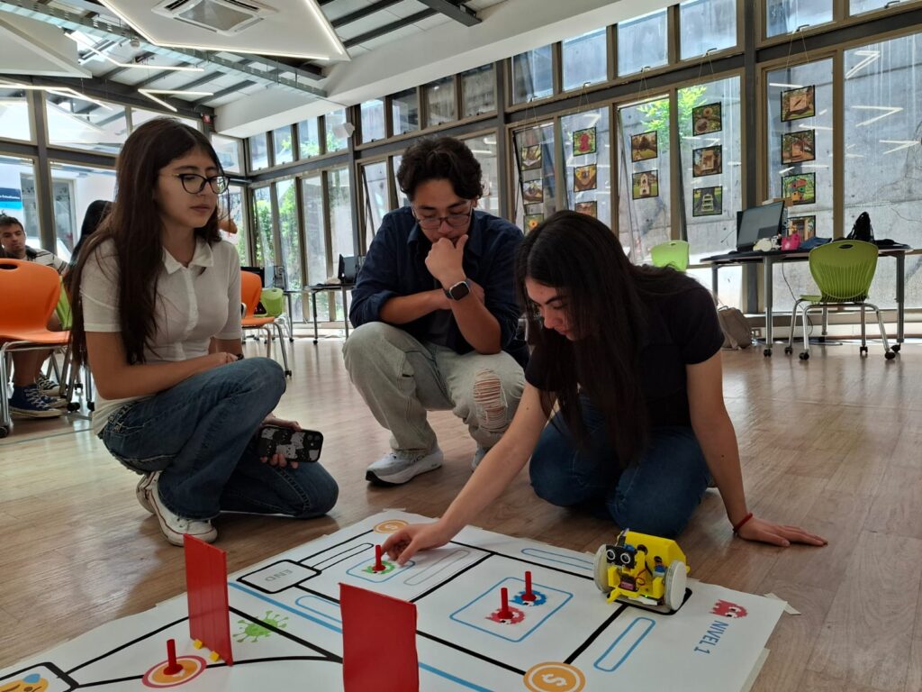 torneo de robótica de la Universidad Finis Terrae