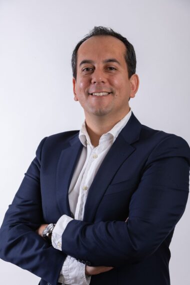 primer chileno que asume como representante latinoamericano de CODATA