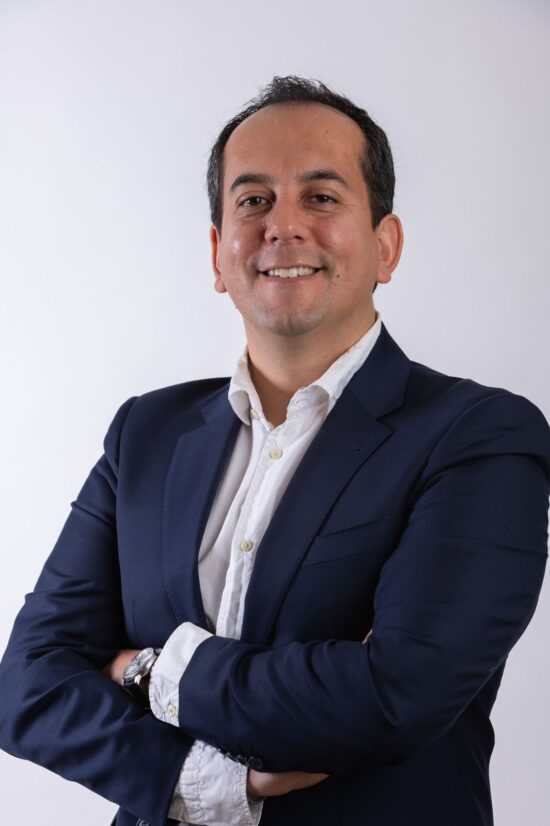 primer chileno que asume como representante latinoamericano de CODATA