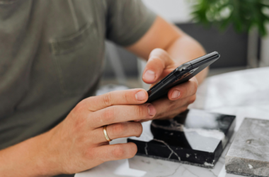 Chile destaca en asequibilidad móvil