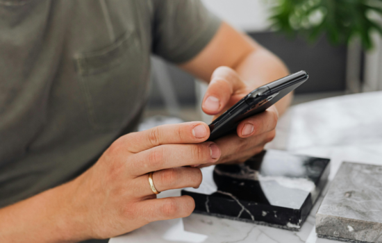 Chile destaca en asequibilidad móvil