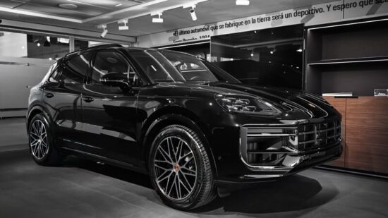 PORSCHE CAYENNE BLACK EDITION