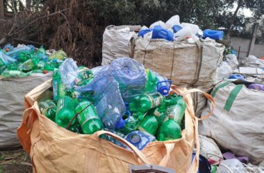 Recolección residuos plásticos en San Antonio