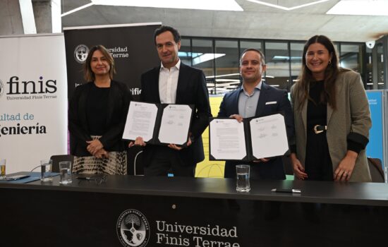 Firma Convenio UFinis Terrae