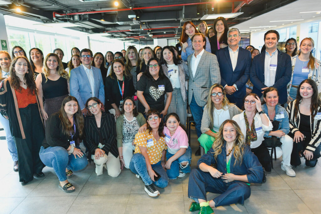 Escuela Mujer Sustentable STEM