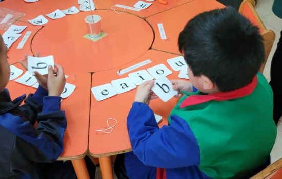 Lanzan Manual de Buenas Prácticas para fortalecer habilidades de escolares en Matemáticas y Lectoescritura de primer ciclo básico