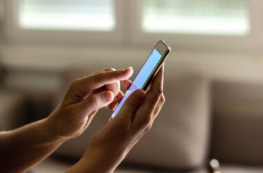 Gobierno anuncia campaña para proteger datos personales ante robo de celulares