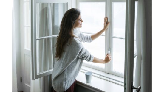 los peligros de la humedad y cómo ventilar y temperar los hogares