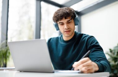 Matrícula Online 2026 en Chile crece por mayores de 35 años