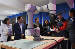 Atacama inaugura su primer Aula MakerSTEM en Paipote