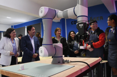 Atacama inaugura su primer Aula MakerSTEM en Paipote