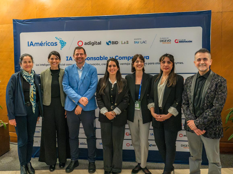 Club de Innovación certifica a primera generación de mentores en Chile sobre IA responsable