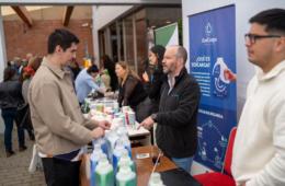 Inédita feria conectó a instituciones públicas con proveedores de soluciones sostenibles