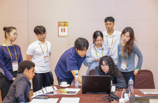 Jóvenes de la red de mentoría PROVOCA se entrenaron en Corea